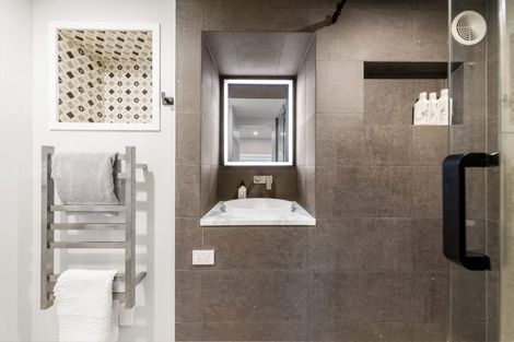 Photo of property in 97 Scenic Drive, Titirangi, Auckland, 0604