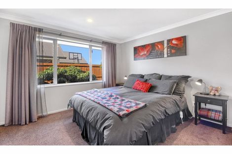 Photo of property in 48 Huntingdon Drive, Rangiora, 7400