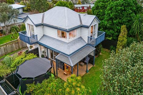 Photo of property in 2/41 Colwill Road, Massey, Auckland, 0614