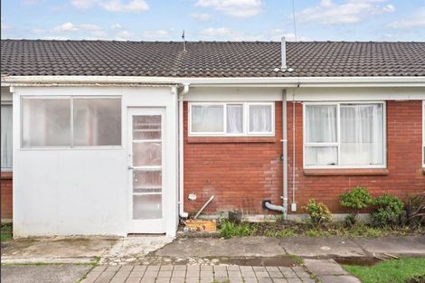 Photo of property in 2/118 Lynwood Road, New Lynn, Auckland, 0600