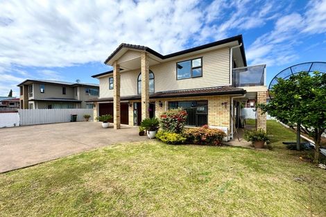 Photo of property in 77 Carruth Road, Papatoetoe, Auckland, 2025