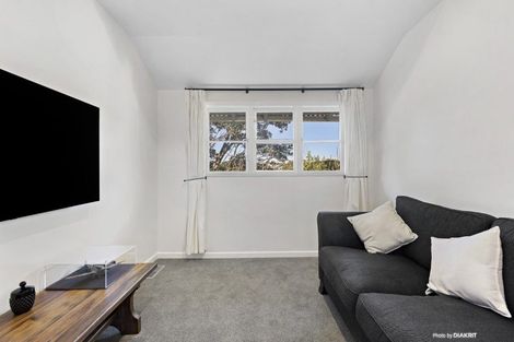 Photo of property in 72 Chaytor Street, Karori, Wellington, 6012
