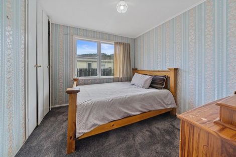 Photo of property in 10 Manutuke Street, Wainuiomata, Lower Hutt, 5014