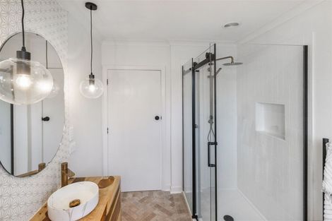 Photo of property in 98 Amyes Road, Hornby, Christchurch, 8042