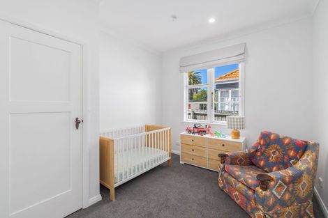 Photo of property in 60 Wilsons Road, Saint Martins, Christchurch, 8022