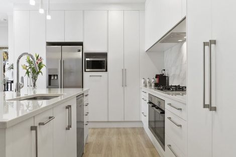 Photo of property in 8 Pheasant Close, Stanmore Bay, Whangaparaoa, 0932