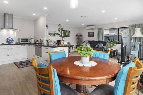 Photo of property in 9 Finlowe Way, Otumoetai, Tauranga, 3110