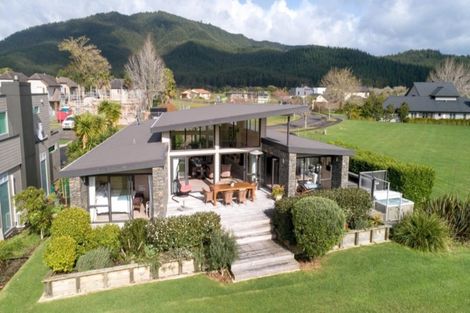 Photo of property in 32 Saint Andrews Drive, Pauanui, Hikuai, 3579