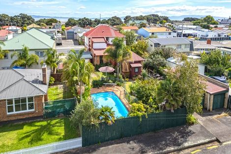 Photo of property in 730 Queen Street, Thames, 3500