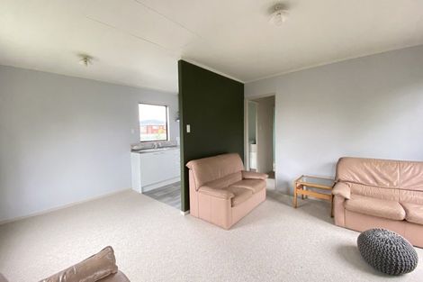 Photo of property in 16 Seabrook Avenue, New Lynn, Auckland, 0600