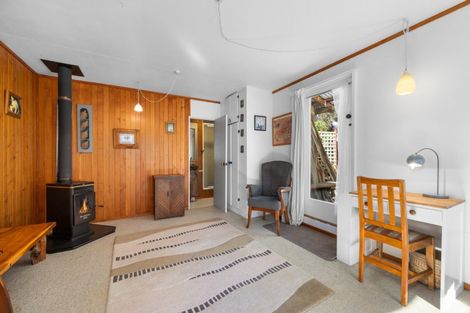 Photo of property in 810a Queen Charlotte Drive, Havelock, 7281