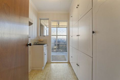 Photo of property in 2/19 Darnell Street, Fitzroy, New Plymouth, 4312