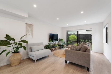 Photo of property in 28 Kearns Drive, Hobsonville, Auckland, 0616