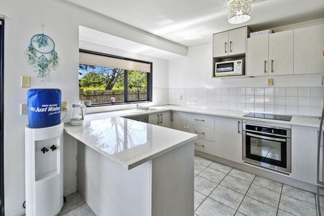 Photo of property in 32b Halsey Road, Manurewa, Auckland, 2102