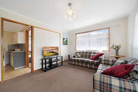Photo of property in 1a/3 Divich Avenue, Te Atatu South, Auckland, 0610
