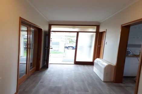 Photo of property in 8 Tahi Road, Paraparaumu Beach, Paraparaumu, 5032