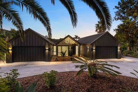 Photo of property in 20 Titoki Lane, Whangamata, 3691