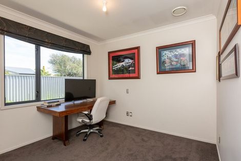 Photo of property in 6a Kauri Street, Taradale, Napier, 4112