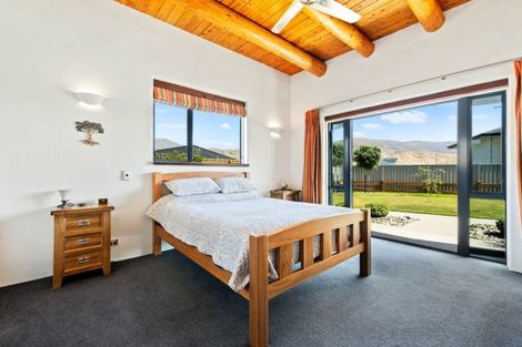 Photo of property in 11 Hortons Way, Cromwell, 9310