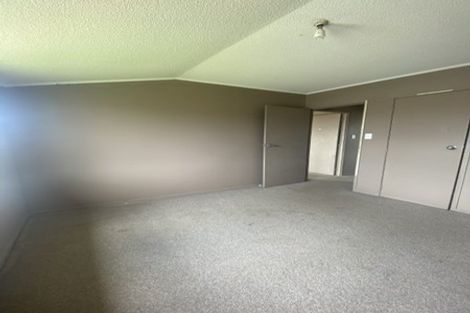 Photo of property in 16 Palmers Road, Clendon Park, Auckland, 2103