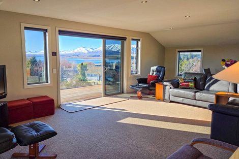 Photo of property in 35 Aorangi Crescent, Lake Tekapo, 7999