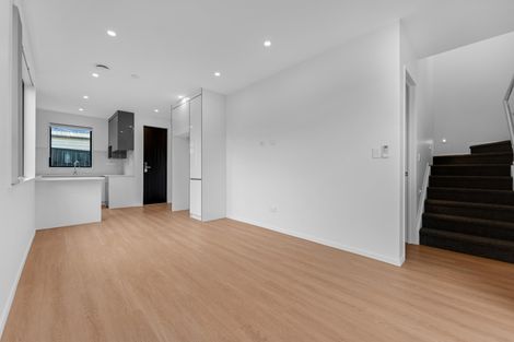 Photo of property in 193d Mahia Road, Wattle Downs, Auckland, 2103