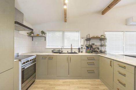 Photo of property in 196 Whatawhata Road, Dinsdale, Hamilton, 3204