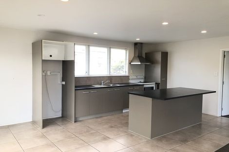 Photo of property in 24 Chippendale Crescent, Birkdale, Auckland, 0626