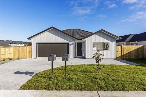 Photo of property in 18 Gilbransen Road, Kumeu, 0810