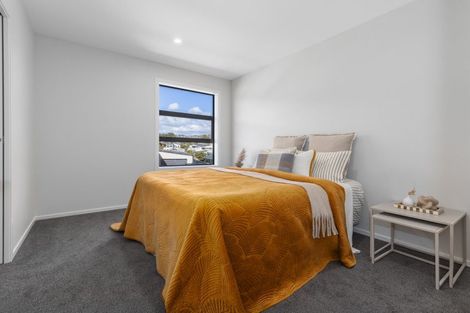 Photo of property in 8 Tradewinds Drive, Whitby, Porirua, 5024