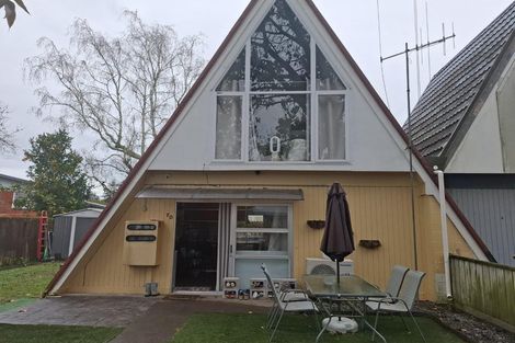 Photo of property in 7d June Place, Hamilton East, Hamilton, 3216