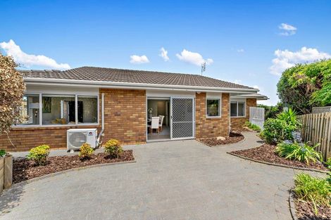 Photo of property in 4/15 Edendale Road, Somerville, Auckland, 2014