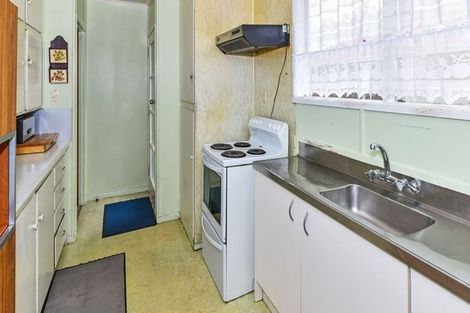 Photo of property in 519 Massey Road, Mangere, Auckland, 2022