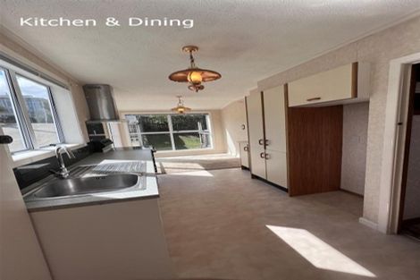 Photo of property in 106 Golf Road, New Lynn, Auckland, 0600