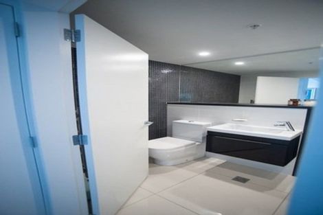 Photo of property in Nouvo Apartments, 5c/21 Rugby Street, Mount Cook, Wellington, 6021