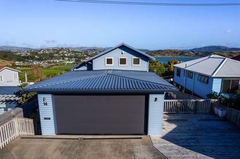 Photo of property in 14 Corlett Road, Plimmerton, Porirua, 5026