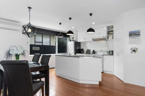 Photo of property in 1223 Papamoa Beach Road, Papamoa Beach, Papamoa, 3118