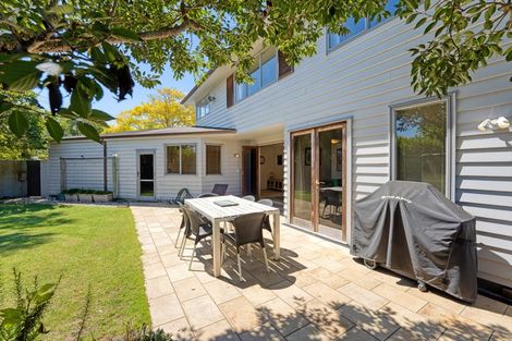Photo of property in 2/6 Crete Avenue, Milford, Auckland, 0620