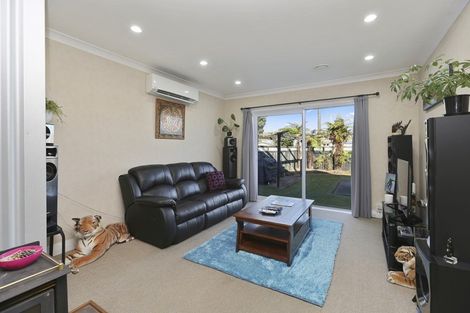 Photo of property in 46 Blake Street, Waitara, 4320