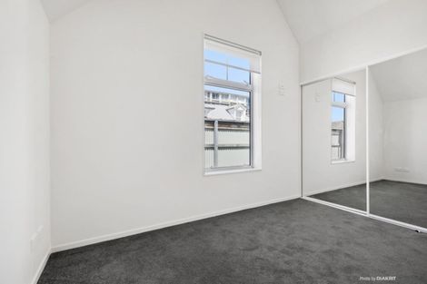 Photo of property in Pirie Street Townhouses, 31/35u Pirie Street, Mount Victoria, Wellington, 6011