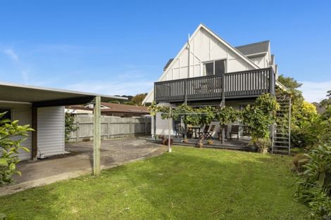 Photo of property in 17 Trinity Avenue, Epuni, Lower Hutt, 5011