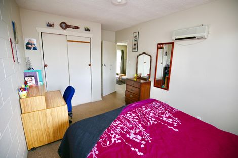 Photo of property in 22u2 Hardley Street, Whitiora, Hamilton, 3200