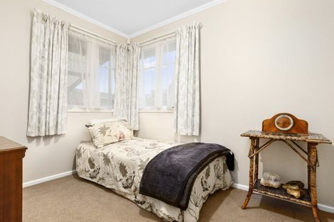 Photo of property in 44 Strid Road, Te Atatu South, Auckland, 0610