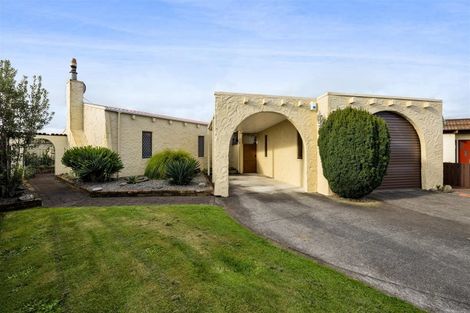 Photo of property in 15 Kowhai Street, Hawera, 4610