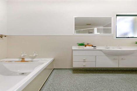 Photo of property in 11b Tay Street, Mount Maunganui, 3116