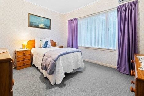Photo of property in 58 Royal Road, Massey, Auckland, 0614