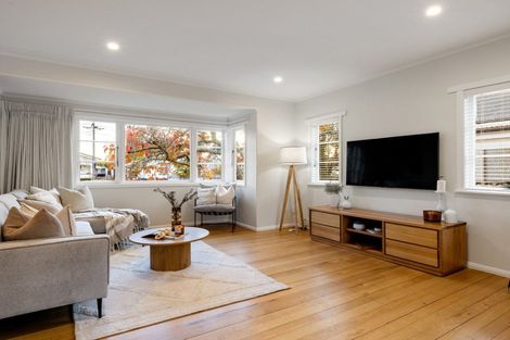 Photo of property in 8 Saint Winifreds Avenue, Hamilton East, Hamilton, 3216