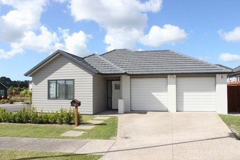 Photo of property in 22 Lanyard Street, Pyes Pa, Tauranga, 3112