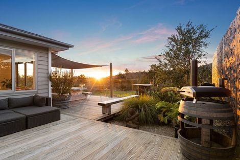 Photo of property in 46 Jeroboam Loop, Kumeu, 0810