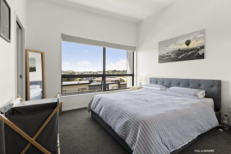 Photo of property in 14/62u Spenmoor Street, Newlands, Wellington, 6037